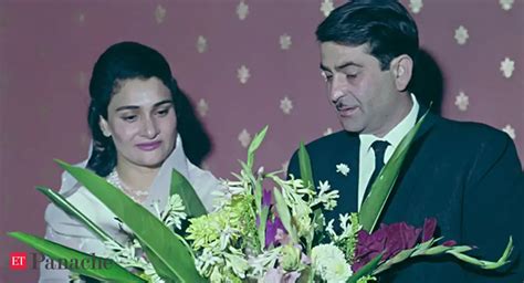 Krishna Raj Kapoor: Krishna Raj Kapoor: A Life In Pictures - The End Of ...