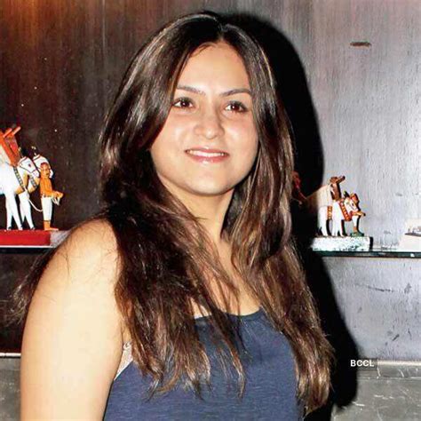 Sania and Swathi pose for the lenses during Aaliyah and Samia's brunch ...