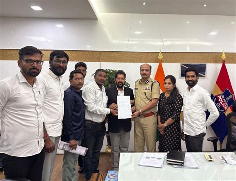 Lawyers urge Telangana DGP for strict action in advocate Swapna murder case