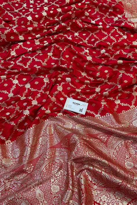 Pinkish Red Qaidi Buti Katan Silk Banarasi Saree – Mohsin Textiles