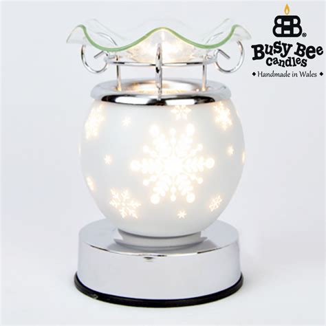 Snowflake Christmas Electric Wax Tart Warmer by Busy Bee Candles.