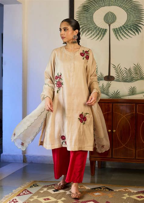Ivory Rose Embroidered Kurta Set – Andaaz by Jyoti Dhawan