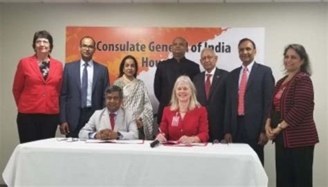 Historic signing ceremony of MOU for Graduate Nursing Education between ...
