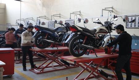 Labs | Department of Automobile Engineering - Chandigarh University