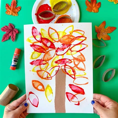 Fall Tree Art for Preschoolers with a Paper Towel Tube | Preschool ...