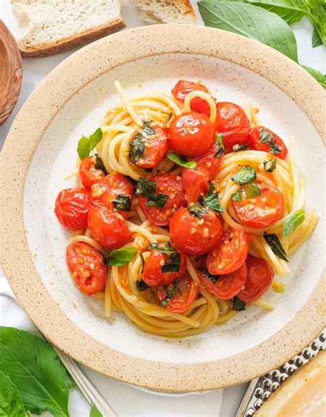 Tomato Basil Pasta (ready in 15 mins!) - The clever meal