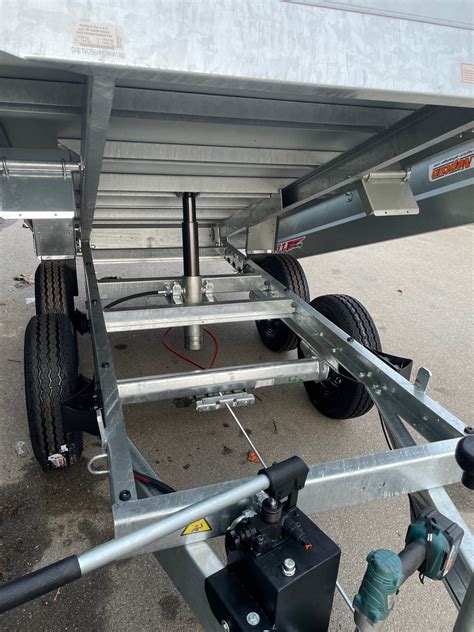 Neptun N27-256 2 KIPPER – HIDRALIČNI KIP – Formula avto-shop