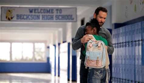 Mark-Paul Gosselaar Plays Kidnapper in Latest Role