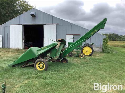 Single Row Corn Picker 的图像结果