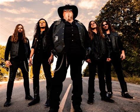 Texas Hippie Coalition Live at L-Treyns , 1108 Main St, Keokuk, IA, 13 ...