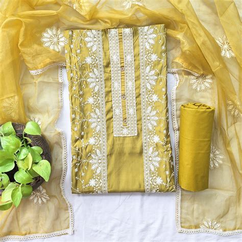 RANISA- Cotton Silk Green With White Embroiderey Design Top And Cotton ...