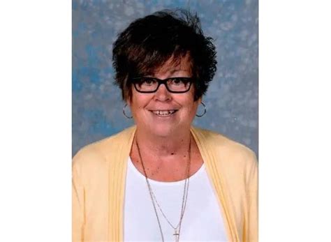 Haz Mae Ross Obituary (2025) - Burlington, IA - Lunning Funeral Chapel