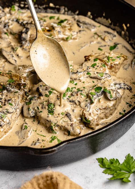 Steak with Mushroom Cream Sauce | Gimme Delicious