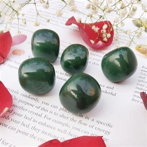 Green Jade Tumbles – SILBERUH