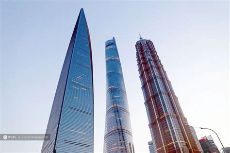 上海：浦东陆家嘴“三高”摩天楼地标建筑 见证魔都开发开放发展历史 - IC_photo