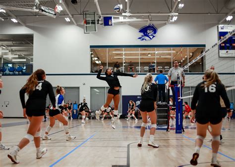 LaNeah Lara - 2023 - Women's Volleyball - Blinn College