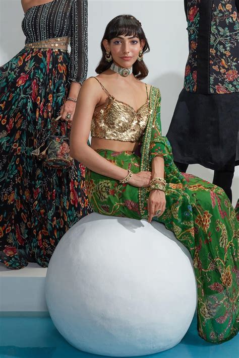 100+ Saree Blouse Designs for the Brides of Today- WeddingWire