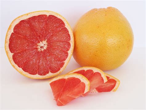 Ruby Red Grapefruit - Tropical Fruit Shop