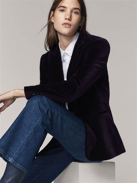 Fall Winter 2017 Women´s SLIM FIT VELVET BLAZER at Massimo Dutti for 99 ...