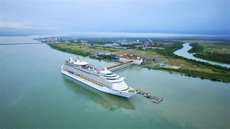 Maldives Vs Malaysia: Choose The Best Beach Luxe Island For A Trip 2024