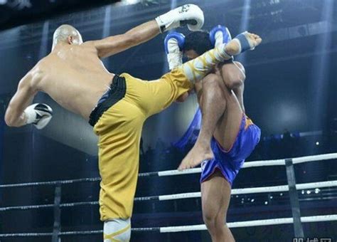 阿里姆卡努利KO哈桑，再次击败前世界拳王_东方体育