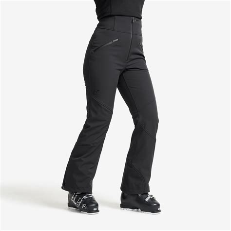 Women's Ski & Snowboard Trousers | RevolutionRace