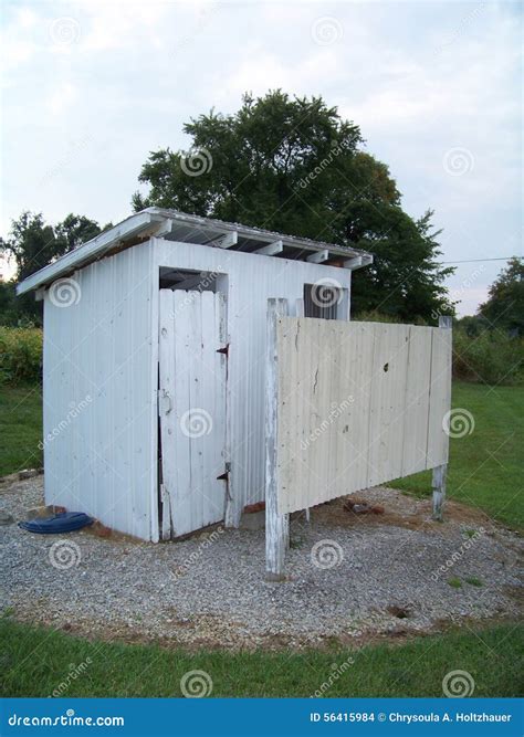 Primitive Toilet Using 的图像结果