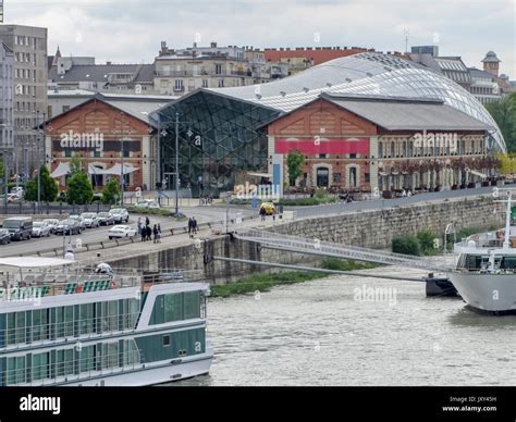 city view of Budapest, the capital city of Hungary Stock Photo - Alamy