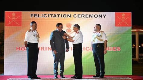 AAI’s Shri Ramjee Awasthi of Bhopal Airport Honoured with COAS ...