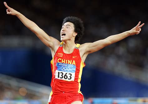 国人回忆！刘翔110米栏创12秒88世界纪录16周年-直播吧zhibo8.cc