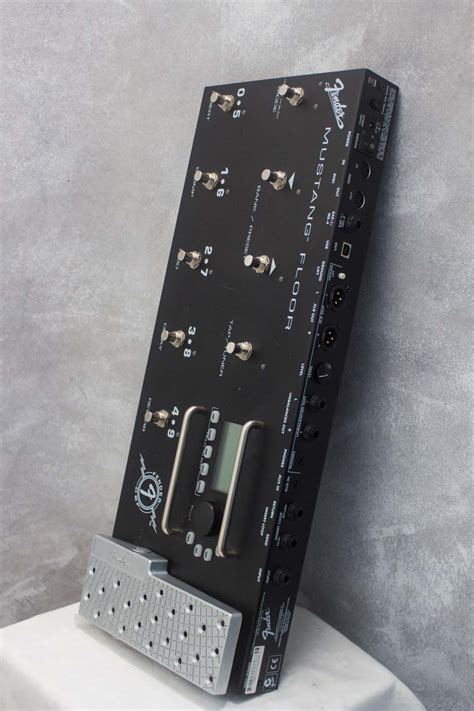 Fender Mustang Floor Multi Effects Processor – Topshelf Instruments