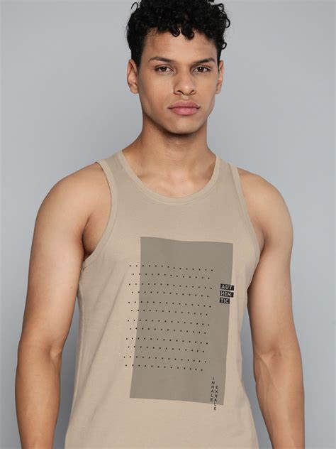 HRX by Hrithik Roshan Organic Cotton Printed Antimicrobial Yoga T-shirt ...