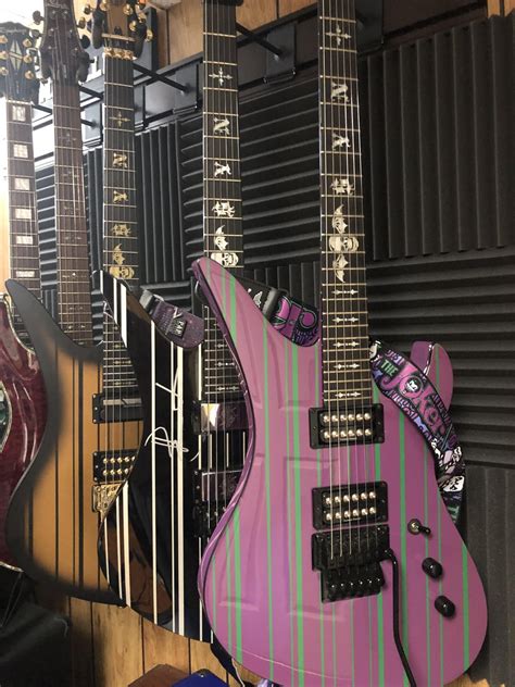 Just added this Synyster Gates 2012 joker custom. (#25 of 500) to my ...