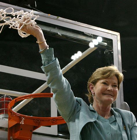 18 Celebrities Who Were Touched by Alzheimer's Disease