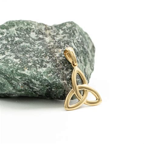 14k Gold Celtic Trinity Knot Charm