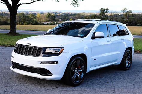 2015 Jeep Grand Cherokee SRT na prodej