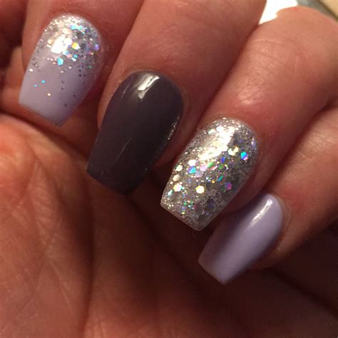 Purple nails with glitter | Purple glitter nails, Purple nails, Nails