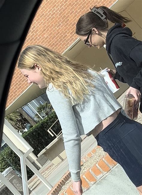More Car Candids 💎 - Spandex, Leggings & Yoga Pants - Forum
