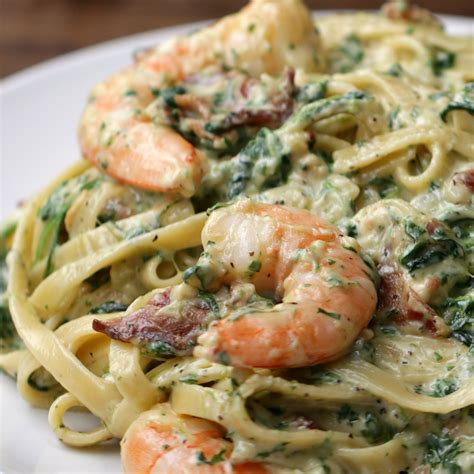 Alfredo Linguine with Shrimp & Spinach | Recipe Cart