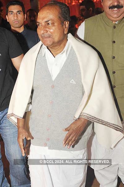 Kanimozhi and Supriya Sule during Hamdullah Sayeed-Aamna Mirza's ...