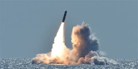 朝鲜宣布“高度机动状态”意指“随时可发射核武器” - 韩国最大的传媒机构《中央日报》中文网