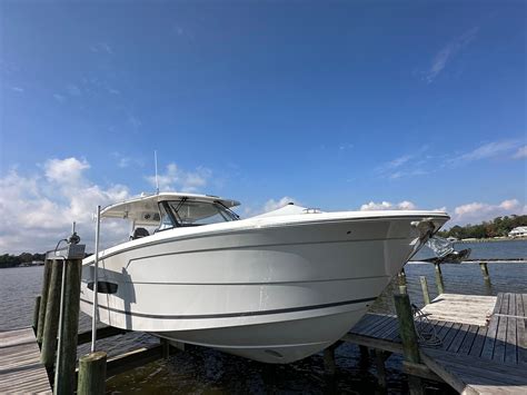 2026 Regal 38 SAV - South Jersey Yacht Sales