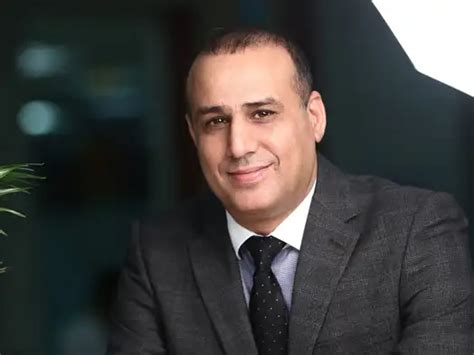 HDFC Securities MD a staunch proponent of standing desk; wants a ...