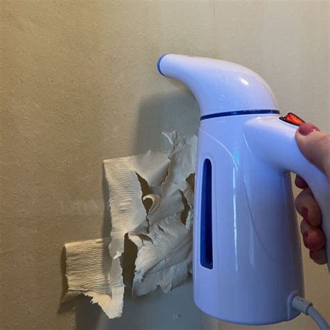 How to Remove Wallpaper with a Steamer