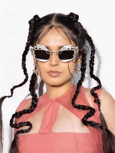 Buy Silver Frame Sunglasses Online | Bhavya Ramesh Jewelry