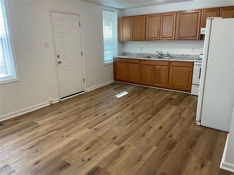 Best Flooring for Wheelchairs: ADA Compliant Floor Options ...