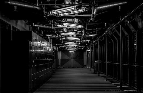 White Background Wallpaper of Industry 的图像结果