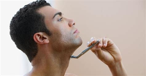 9 Surprisingly Easy Ways To Stop A Shaving Cut From Bleeding