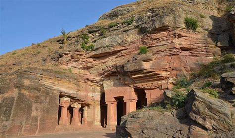 10 Most Ancient Caves You Can Visit in India - lifeberrys.com