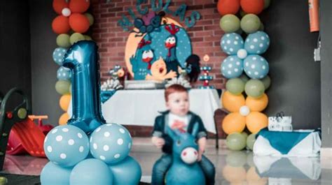 Balloon Decorations | How to make balloons decorations | IndianShelf